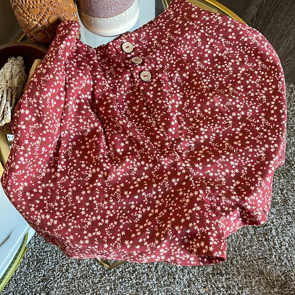 Sky and Sparrow Floral Linen Short
